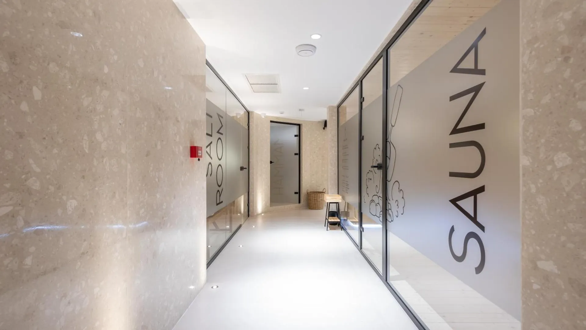 Spa & Pool - Studio Apartments 365 Tirana 0*,  Albania